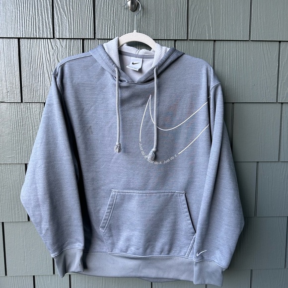 Nike Light Gray Men's Hoodie - Picture 2 of 5